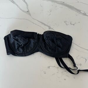 Black bra with removable straps